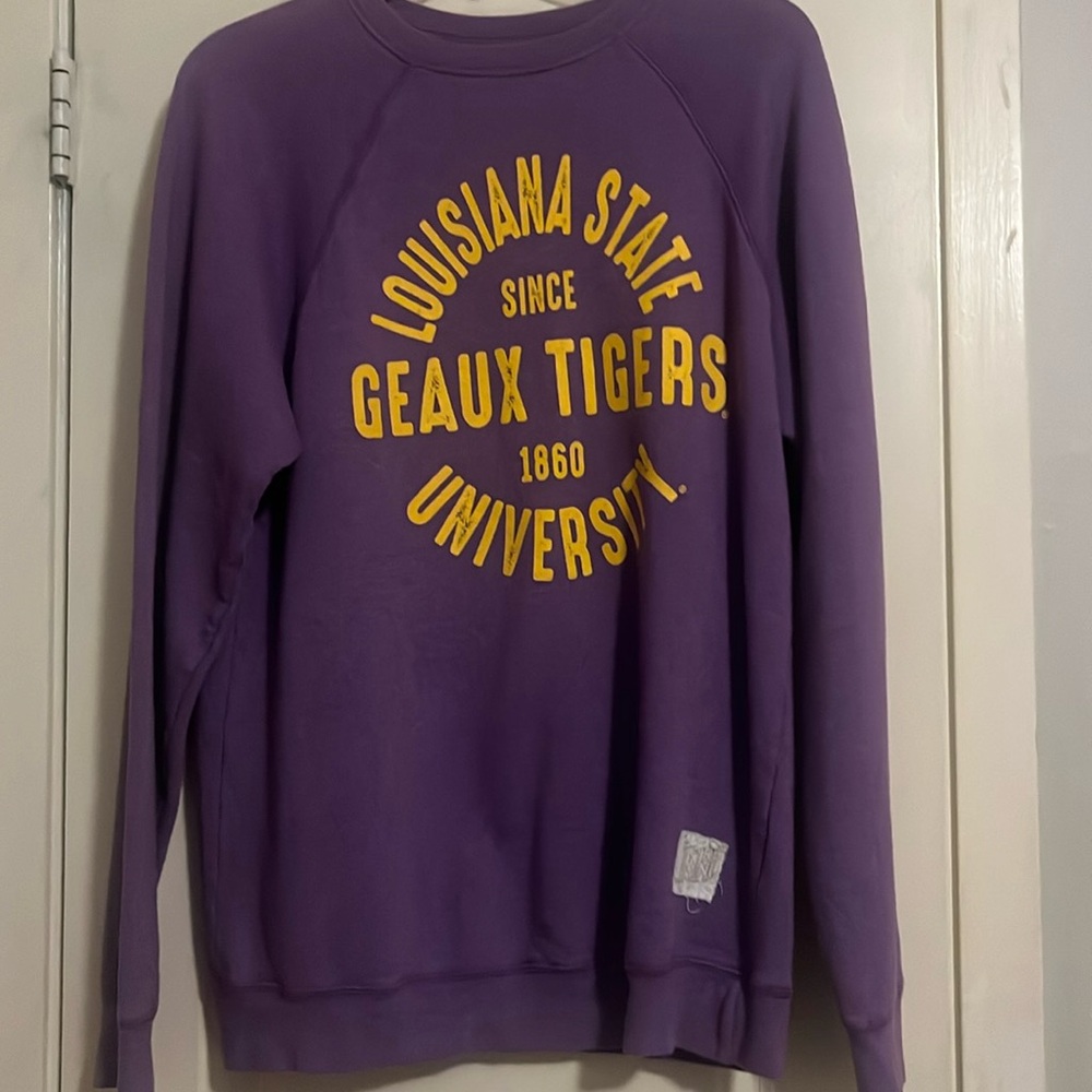 Louisiana State University sweat shirt.